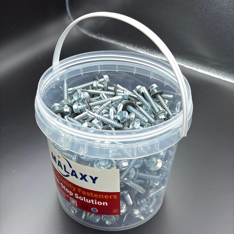 Plastic Bucket Screw Packaging